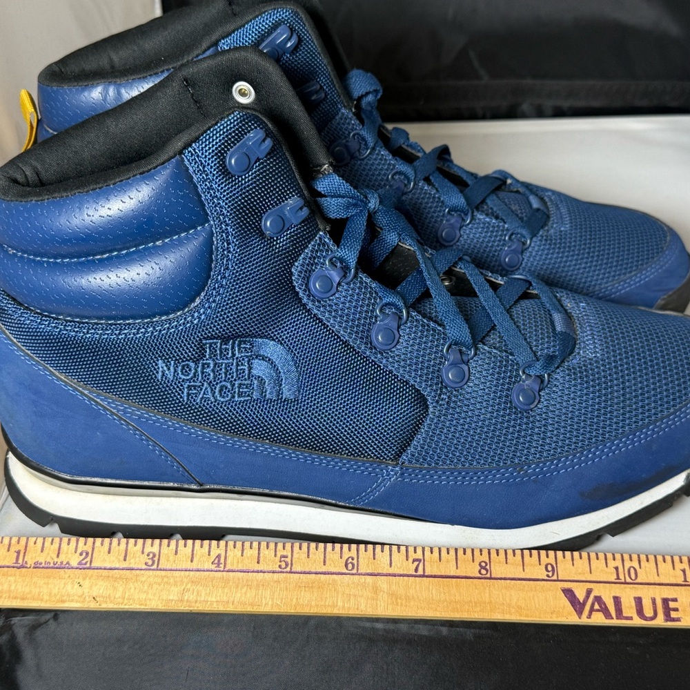 The North Face Men's Navy Blue Boots